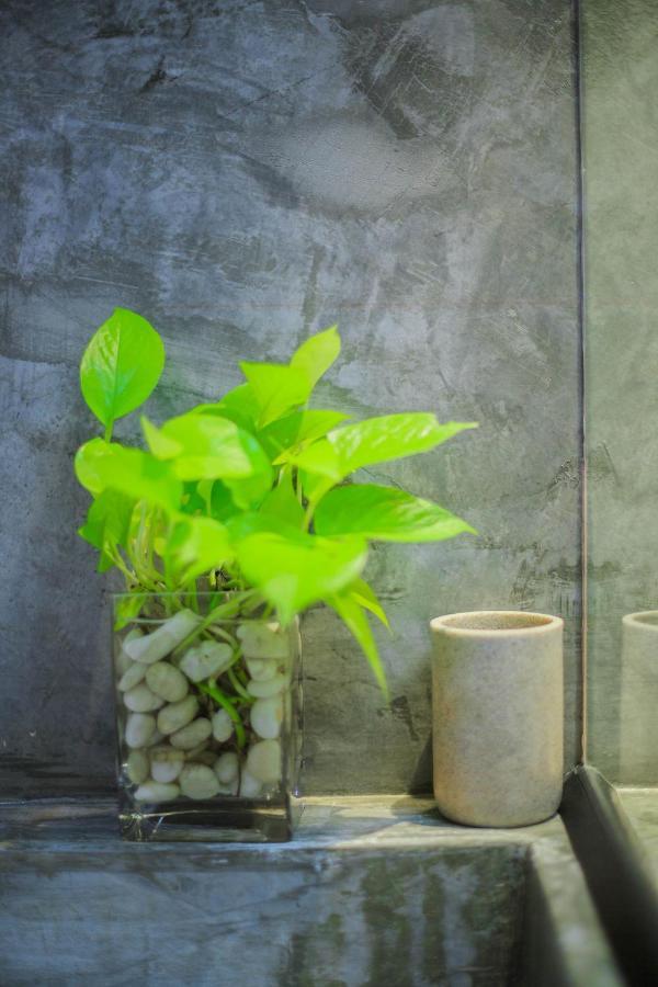In My Place Cafotel Khlong Thom Exteriör bild