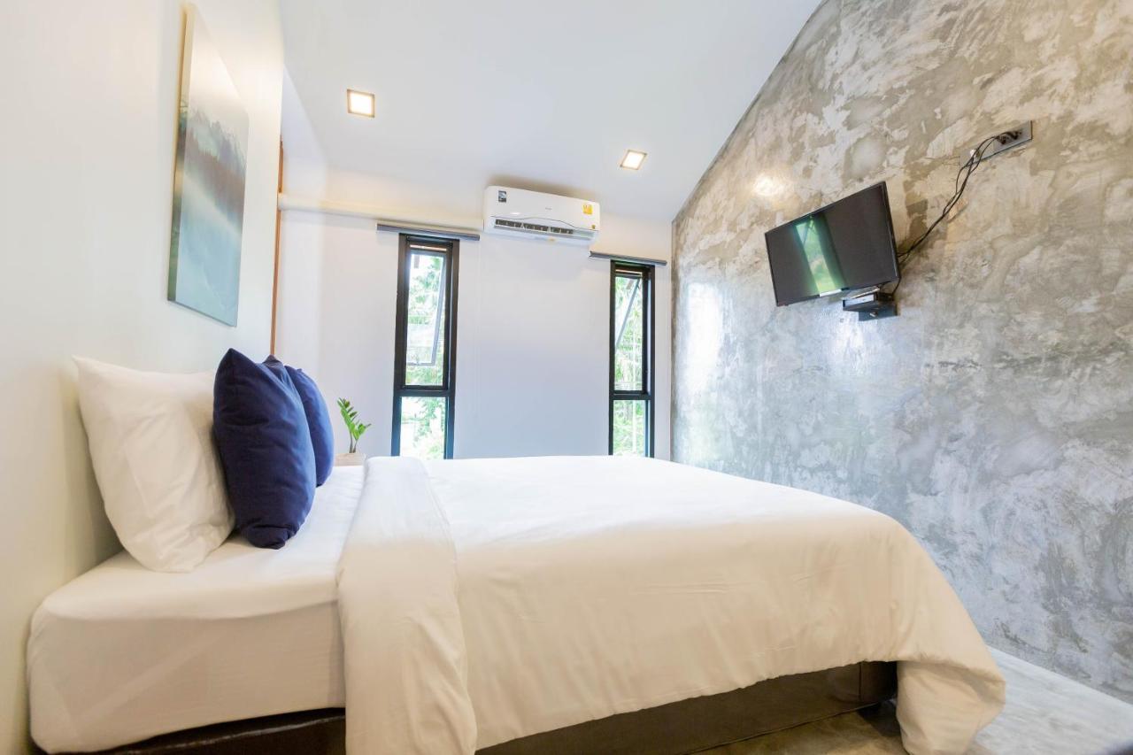In My Place Cafotel Khlong Thom Exteriör bild